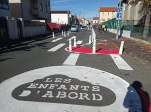 Devant l’école Jean-Jaurès / Photo SF/ VC63
